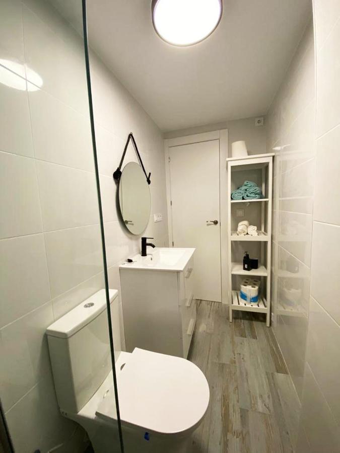 Malvarrosa Private Rooms In Shared Apartment Valencia Eksteriør billede